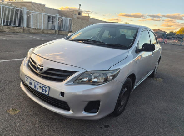 2017 TOYOTA COROLLA QUEST 1.6 MANUAL.