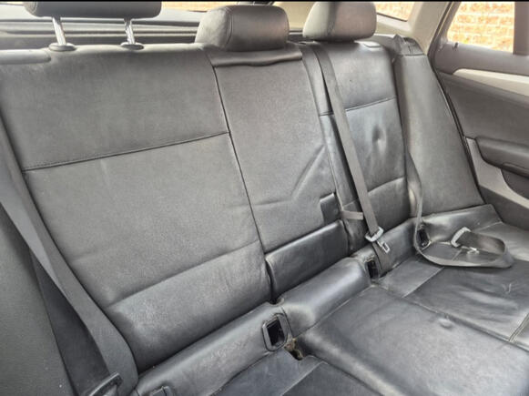 2011 BMW X1 2.0D SRDRIVE AUTOMATIC WITH PANO SUNROOF 2011 BMW X1 2.0D SRDRIVE AUTOMATIC WITH PANO SUNROOF