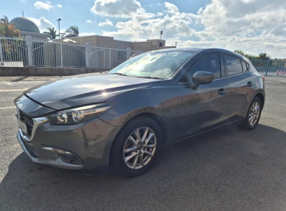 2016 MAZDA 3 DYNAMIC MANUAL NEW SHAPE 2016 MAZDA 3 DYNAMIC MANUAL NEW SHAPE
