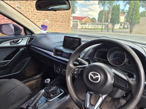 2016 MAZDA 3 DYNAMIC MANUAL NEW SHAPE